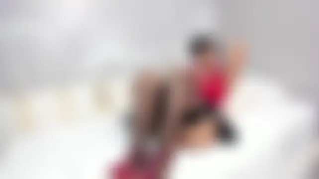 Aura_sander4u Adlı Modelin Canlı XXX Sohbeti
