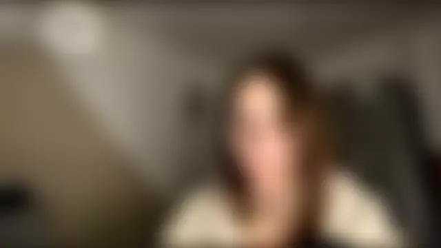Sala de chat ao vivo de ZaraGuyette