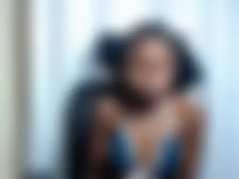pureelegance_petite Adlı Modelin Canlı XXX Sohbeti