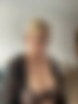 Avery_Wilson Adlı Modelin Canlı XXX Sohbeti