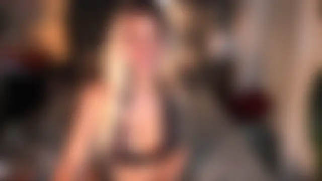 ParisianDoll's Webcam Show