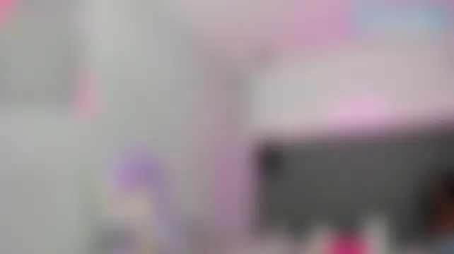 scarletcherry18's Webcam Show