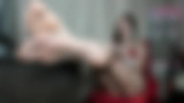 holyharlot's Live XXX Chat