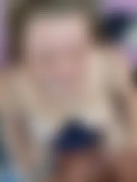 Graciela_a – Naživo chatovacia miestnosť