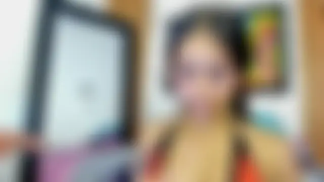 MarianaManzur's Live Chat Room
