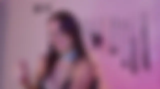 nina_kink élő XXX-chatje