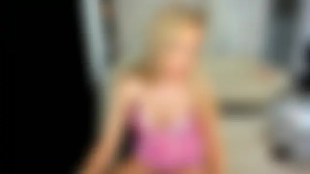 HaleySweet18's Live XXX Chat