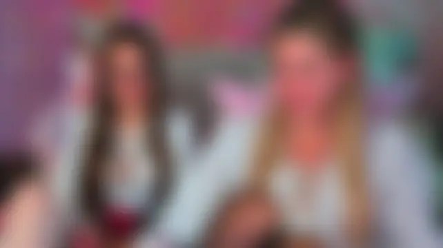 Živá kamerová sex show hotty_girls_here
