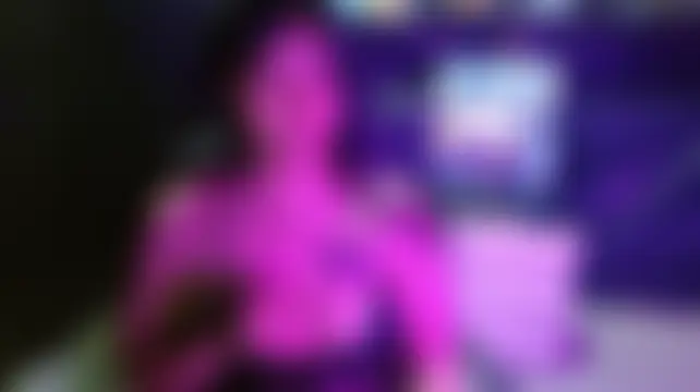 Megan_foxyx1 Adlı Modelin Canlı XXX Sohbeti