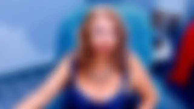 Hornystepmom29のライブXXXチャット