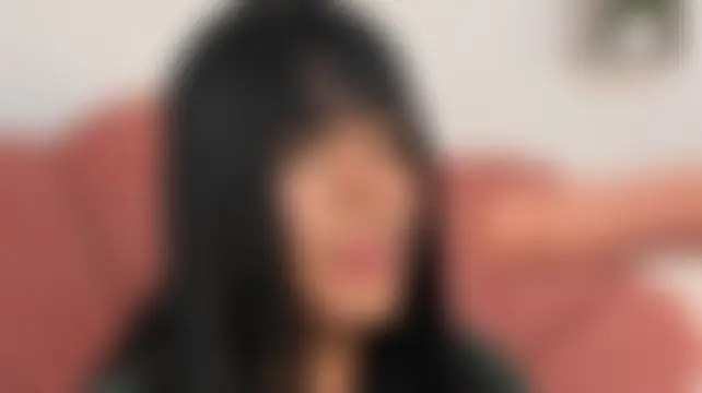 Riiley_Reid_ Show in webcam