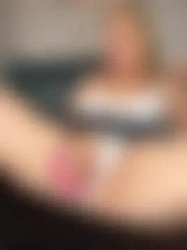 Kitty-Kelsi Live XXX-chat