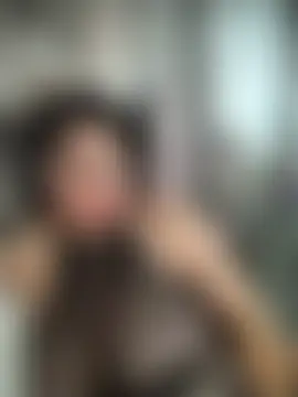 chelaqueen_ Adlı Modelin Canlı XXX Sohbeti