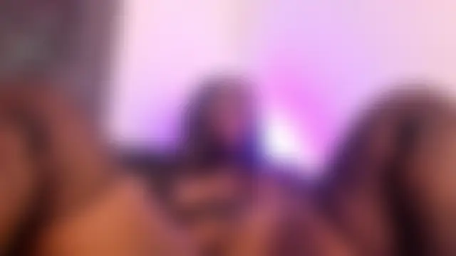 EmmilyRosee XXX чат на живо