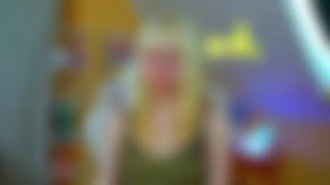 Živá kamerová sex show HannahHollis