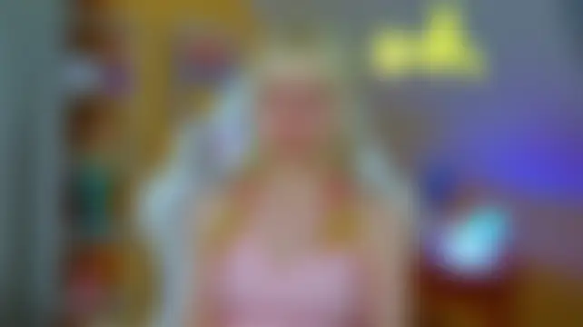 HannahHollis' Live Chat Room