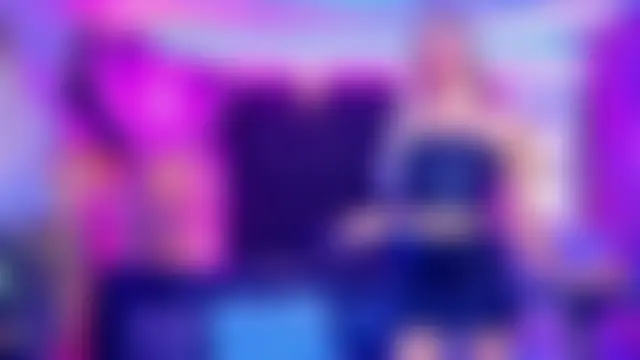 Queens_Wonders_Blonders Adlı Modelin Web Kamerası Şovu