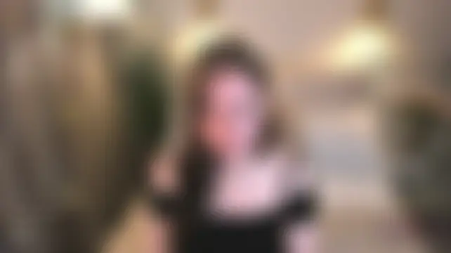 Elisabeth_Binder Adlı Modelin Canlı XXX Sohbeti