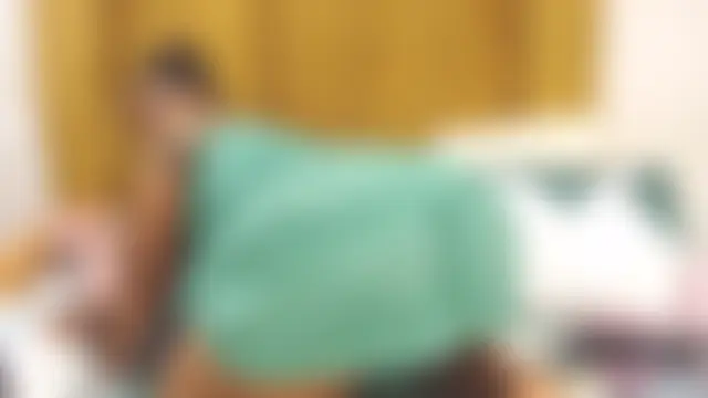 RoundaAssx22's Live XXX Chat