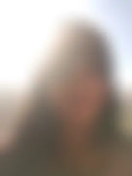 emma_bloomm Adlı Modelin Canlı Sohbet Odası