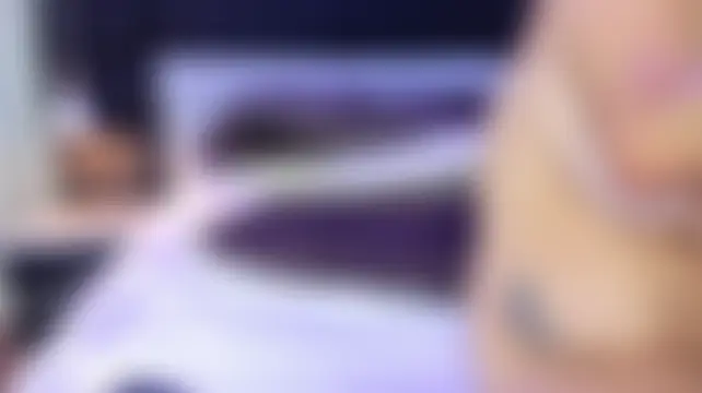victoria_vallejo_1's Live Chat Room