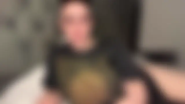 riri_bstvx's Live Sex Cam Show