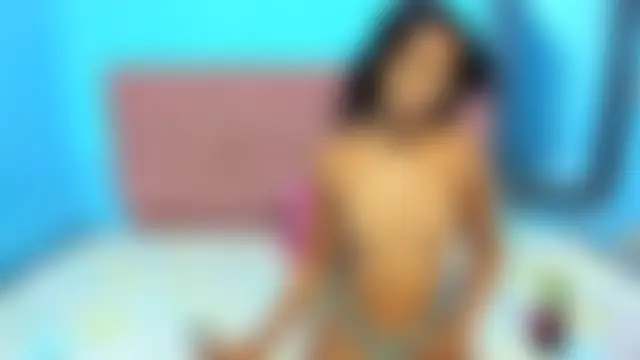 Nikol_lan Adlı Modelin Canlı XXX Sohbeti
