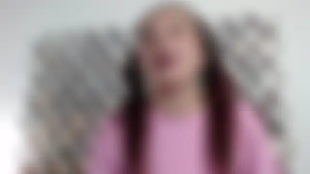 Samantha_Wallker Adlı Modelin Canlı Sohbet Odası