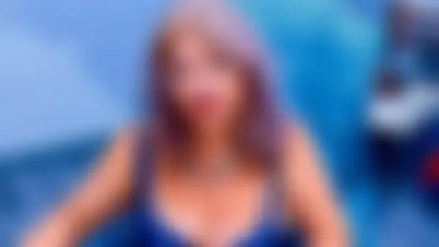 Hornystepmom29's Webcam Show