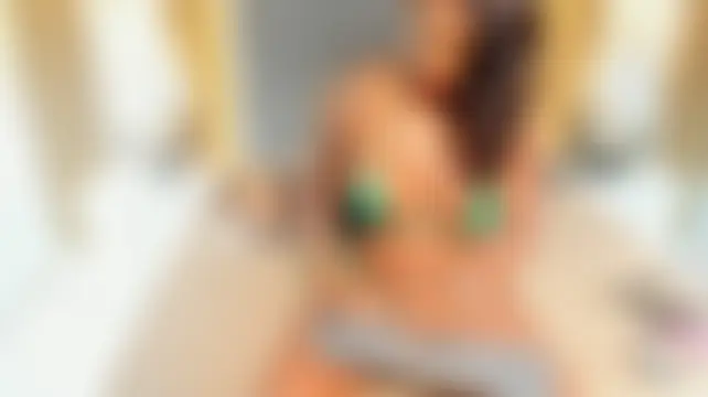 عرض كام NahomyOwen