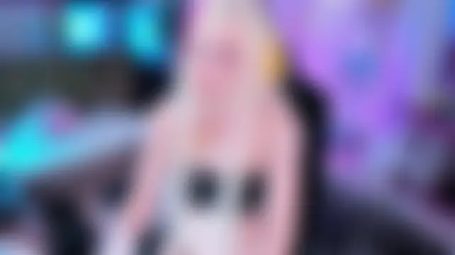 Živá chatovací místnost MilkyCute