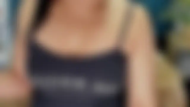 IsadoraVex's Live Chat Room