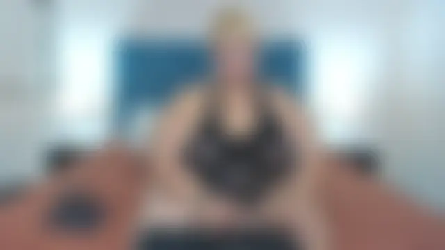 LeahMillerr's Webcam Show