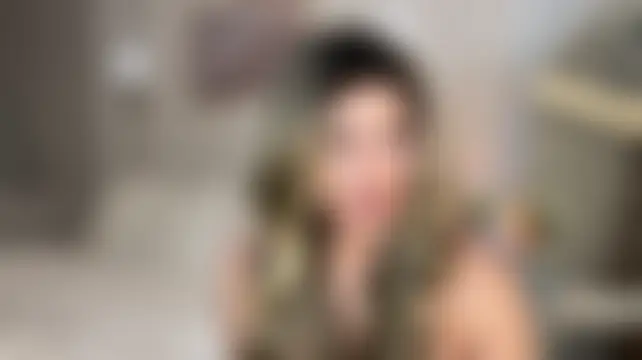 Your_Majesty_Tyra's Live Sex Cam Show