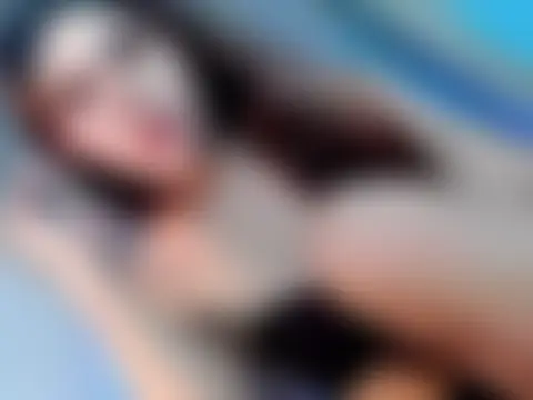 Seks show uživo modela Rose_victoria18's na kameri