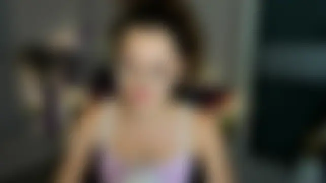 Chat soba uživo modela SereneFlame