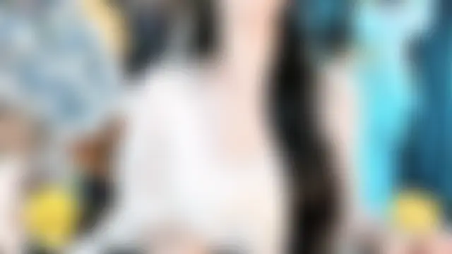 Your-Sunshinee's Live Chat Room