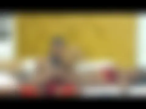 Pertunjukan Kamera Web AnaleiaX