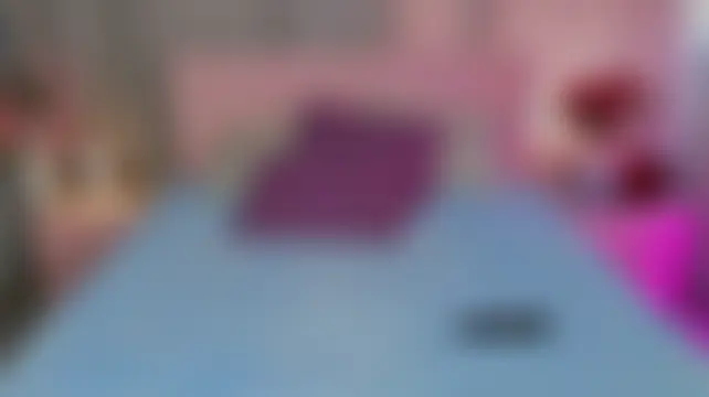 Show modela Ariana_Petite na web-kameri