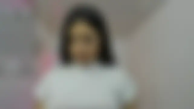 Chiara_tay Adlı Modelin Canlı Sohbet Odası