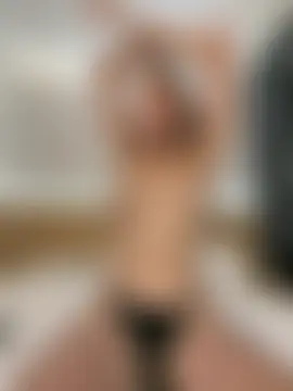 FlexibleDoll_ Adlı Modelin Canlı Sohbet Odası