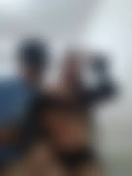 Pertunjukan Kamera Web zarayvalentino