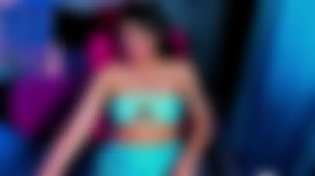Megan_Reeves Adlı Modelin Canlı Sohbet Odası