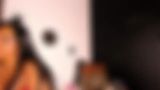 Slutty_Vicky 现场XXX聊天