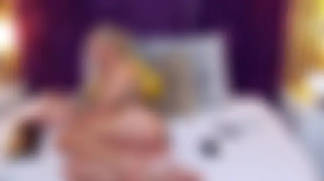 AlexaBarnes' Live Chat Room