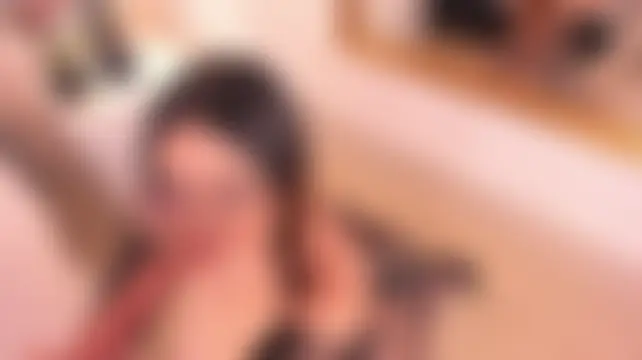 Crystal_Rose__ – Naživo chatovacia miestnosť