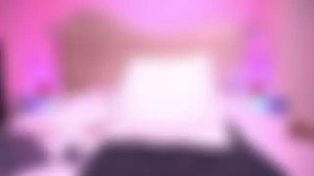 צ'אט XXX בשידור חי של zzoe_