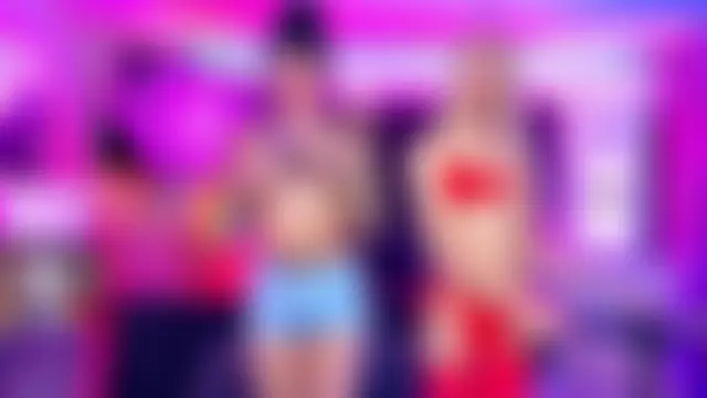 Queens_Wonders_Blonders Шоу с уебкамера