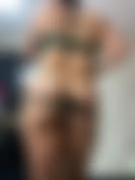 Atammy Adlı Modelin Canlı XXX Sohbeti