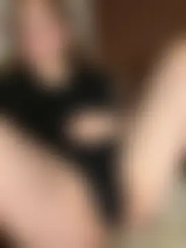 LunaBlom12's Live XXX Chat